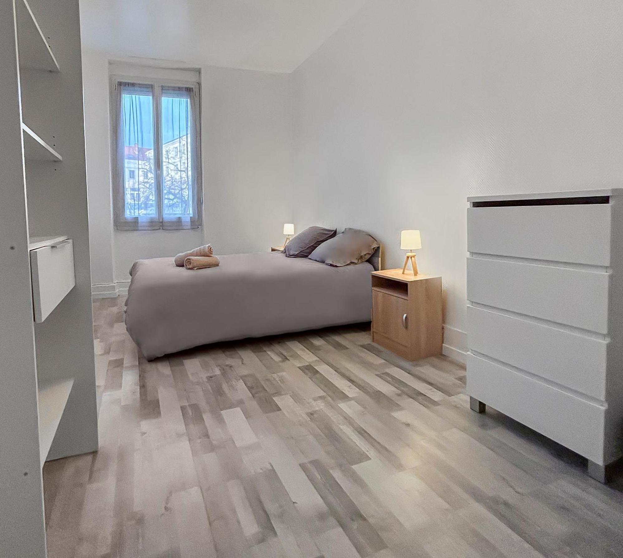 T2 Lumineux Centre Apartment *